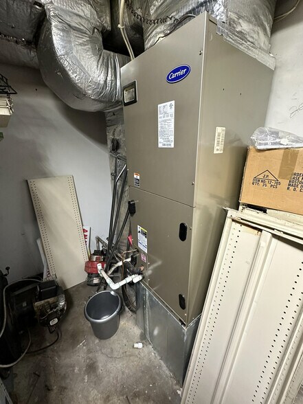More Photos Of 121 Rental Ln, Grasonville Light Distribution For Lease