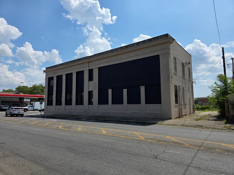 More Photos Of 9137 Linwood St, Detroit Specialty For Sale