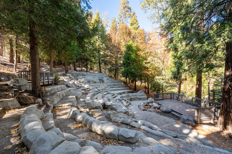 More Photos Of 26409 State Highway CA-189, Twin Peaks Specialty For Sale