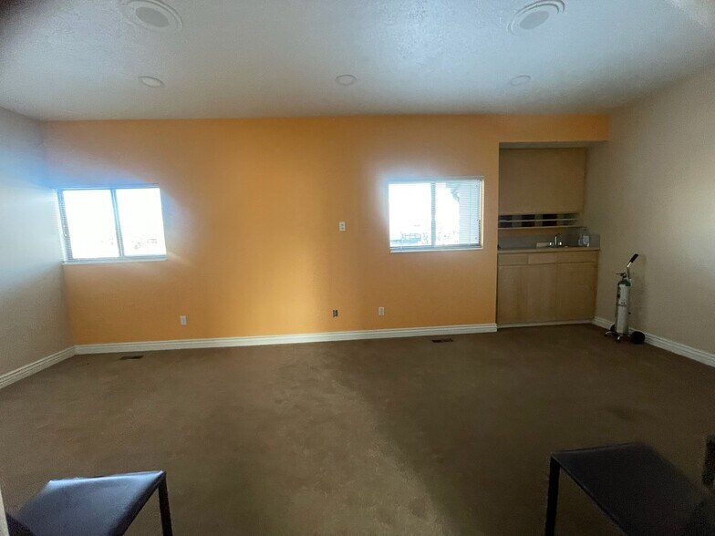 More Photos Of 413 Washington Blvd, Ogden Storefront Retail Office For Lease