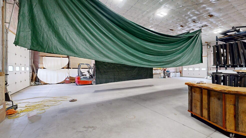 More Photos Of 730 Main St, Oxford Industrial For Lease