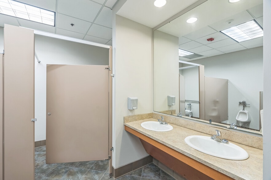 More Photos Of 204 Capcom Ave, Wake Forest Light Manufacturing For Sale