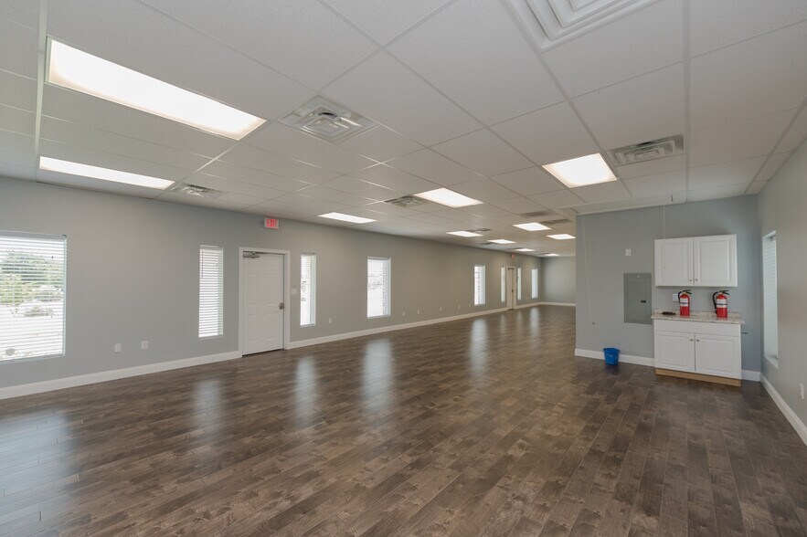 More Photos Of 120 McGee St, Princeton Medical For Sale