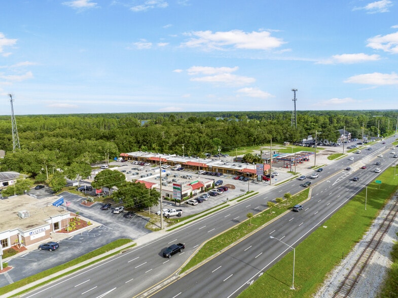 More Photos Of 102 Flagship Dr, Lutz Storefront Retail Office For Lease