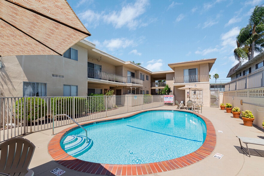 More Photos Of 3444 Emerald St, Torrance Apartments For Sale