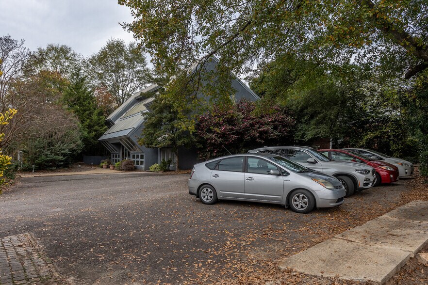 More Photos Of 850 W Morgan St, Raleigh Loft Creative Space For Sale