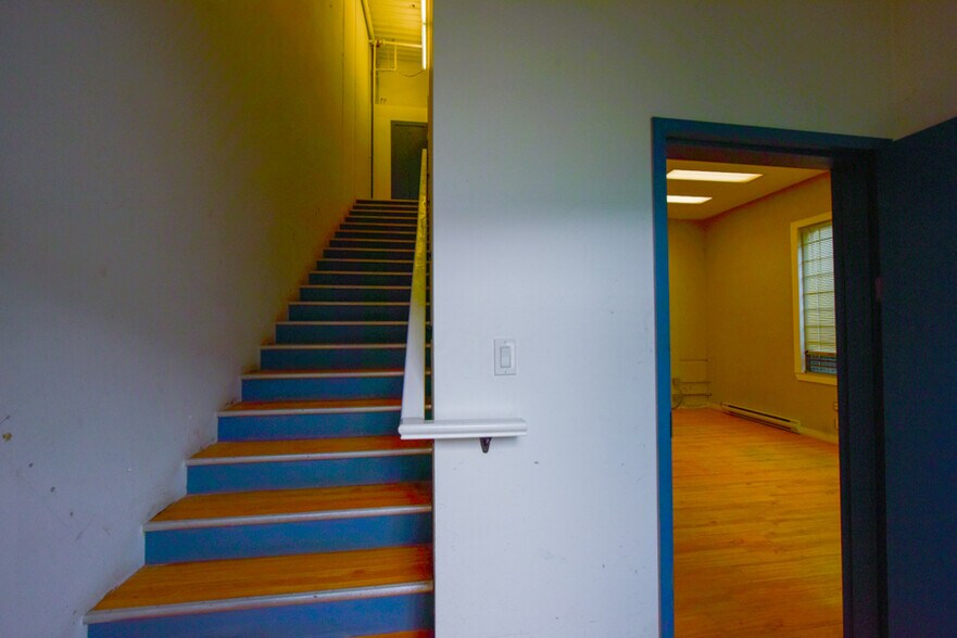 More Photos Of 7225 Brown St, Delta Warehouse For Sale