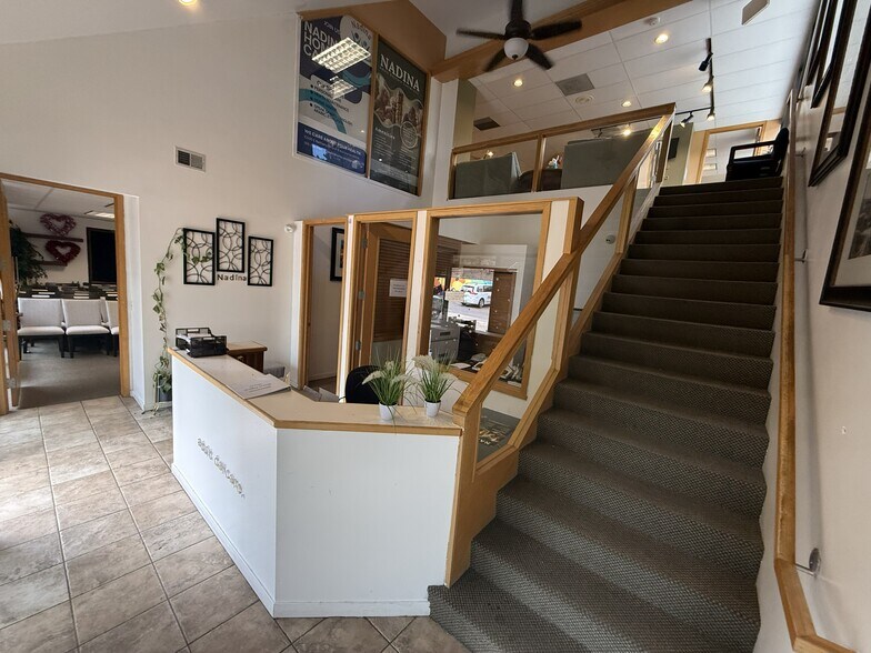 More Photos Of 10630 E Bethany Dr, Aurora Medical For Lease