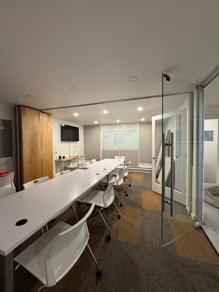 More Photos Of 3264 Larimer St, Denver Coworking Space