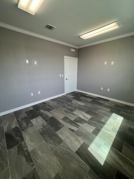 More Photos Of 2743 Smith Ranch Rd, Pearland Unknown For Lease