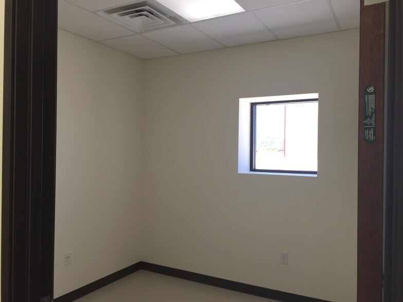 More Photos Of 3365 I-20, Sweetwater Warehouse For Sale