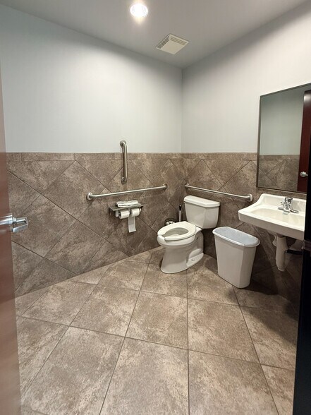 More Photos Of 1757 E Baseline Rd, Gilbert Office For Sale