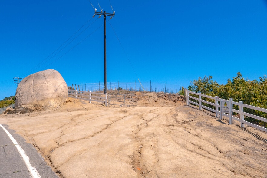 More Photos Of 2526 Camaron Rd, Temecula Land For Sale