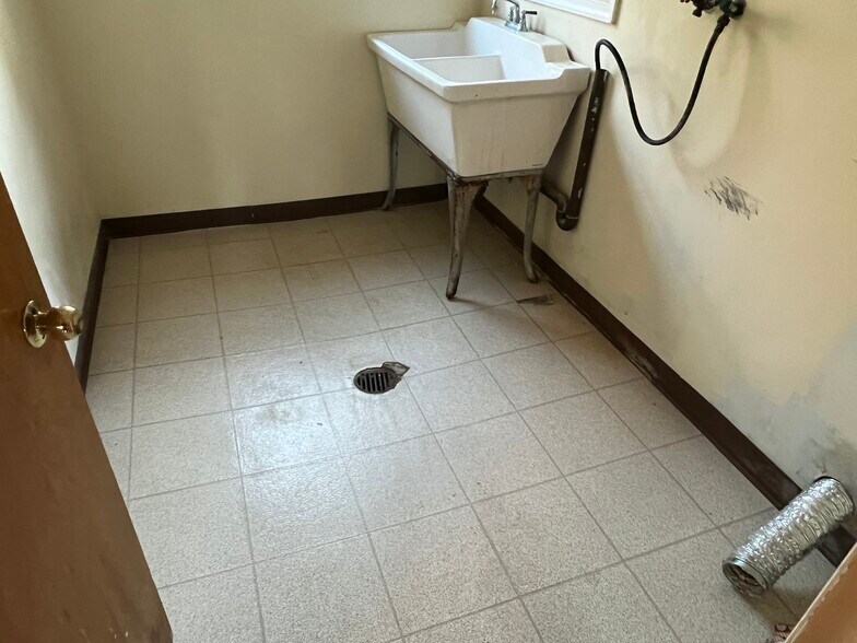 More Photos Of 2110 Walbert Ave, Allentown Office For Sale