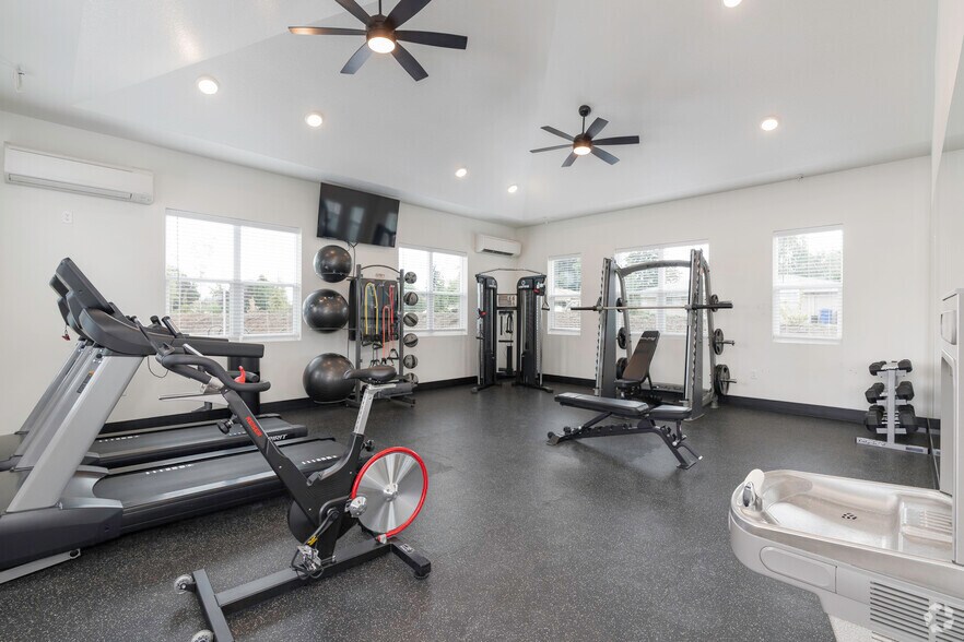 More Photos Of 4853 Verda Ln NE, Keizer Apartments For Sale