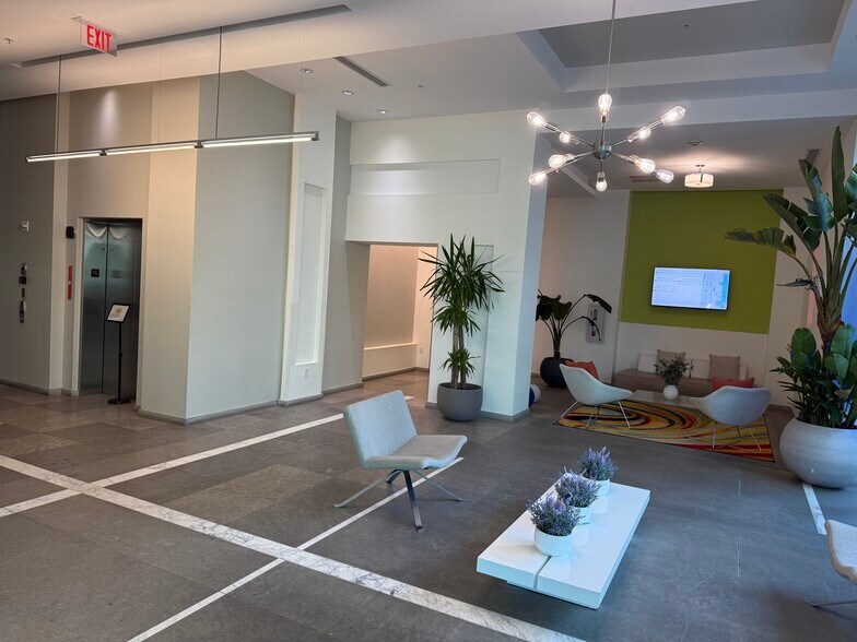 More Photos Of 333 NE 24th St, Miami Office Residential For Lease