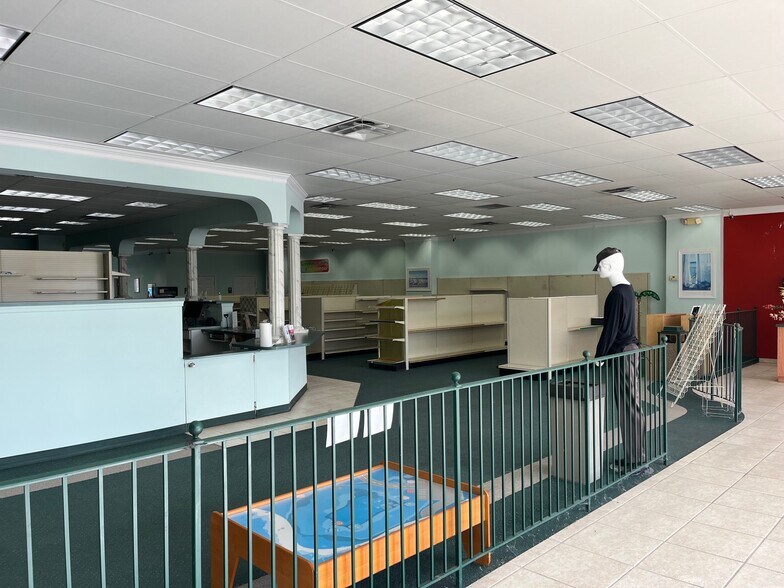 More Photos Of 119 W Bel Air Ave, Aberdeen Storefront For Sale