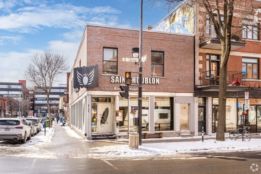 More Photos Of 6700-6702 Boul Saint-Laurent, Montréal Storefront Retail Residential For Lease