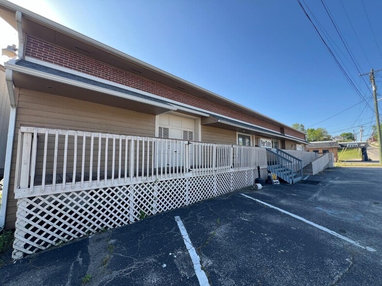 More Photos Of 110 S Main St, Brookville Storefront For Sale