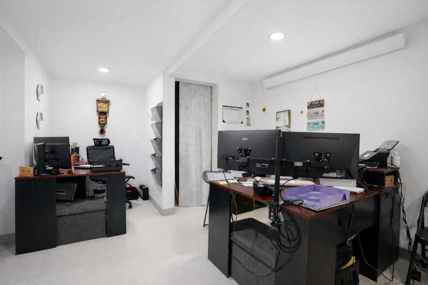 More Photos Of 403 E First St, Trinidad Office For Sale