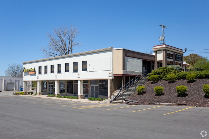 Primary Photo Of 2739 Breton Rd SE, Grand Rapids Freestanding For Sale