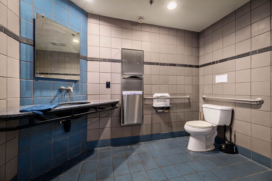 More Photos Of 870 Gold Flat Rd, Nevada City Research And Development For Lease