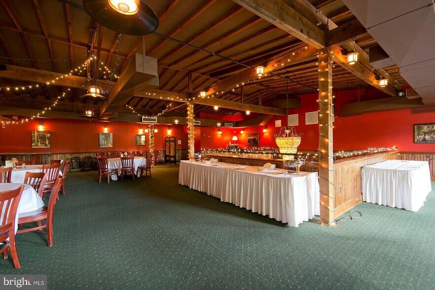 More Photos Of 121-125 E Piccadilly St, Winchester Restaurant For Sale