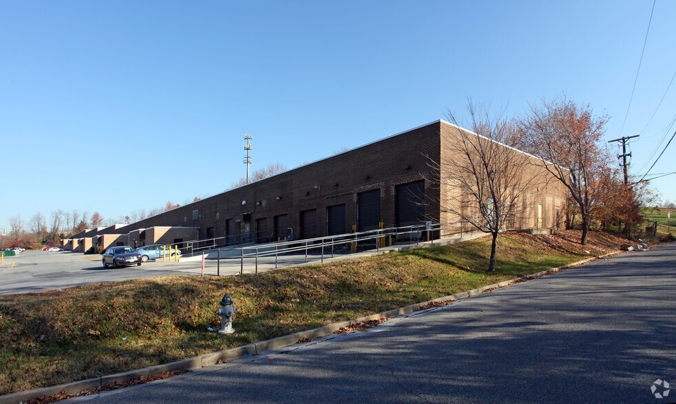 More Photos Of 5000-5060 Beech Pl, Marlow Heights Warehouse For Lease