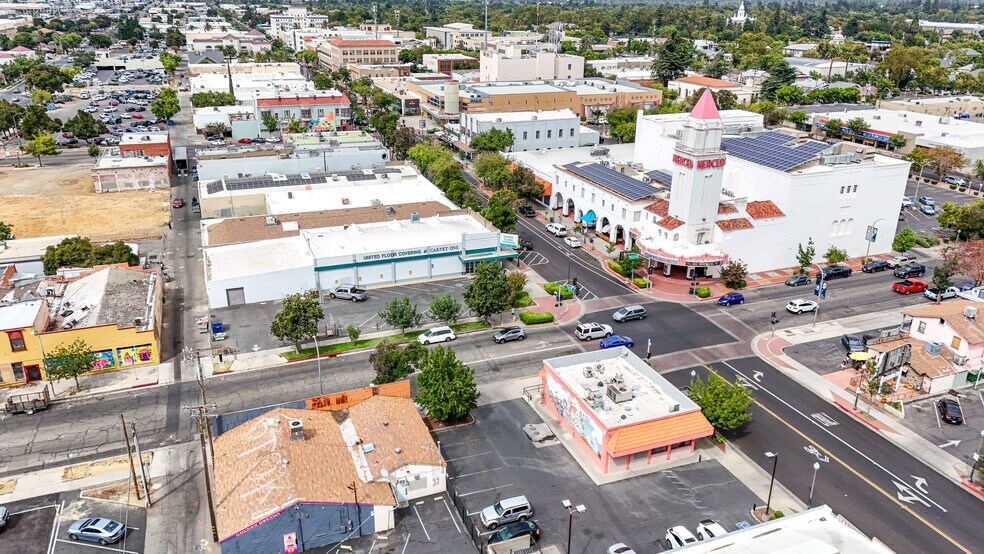 More Photos Of 328-332 W Main St, Merced Storefront For Lease