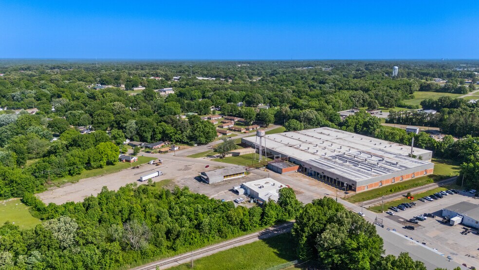 More Photos Of 501 W 10th St, Trenton Warehouse For Lease