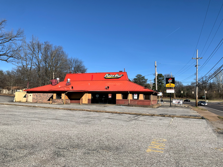 Primary Photo Of 2342 Frayser Blvd, Memphis Fast Food For Sale