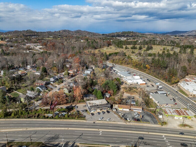 More Photos Of 1141 Patton Ave, Asheville Freestanding For Lease