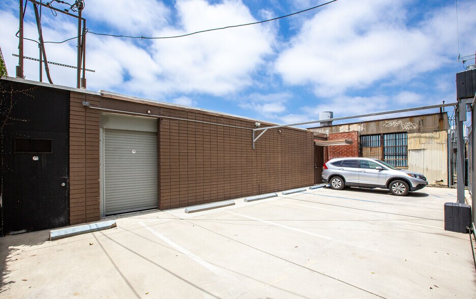 More Photos Of 1728 S La Cienega Blvd, Los Angeles Loft Creative Space For Lease