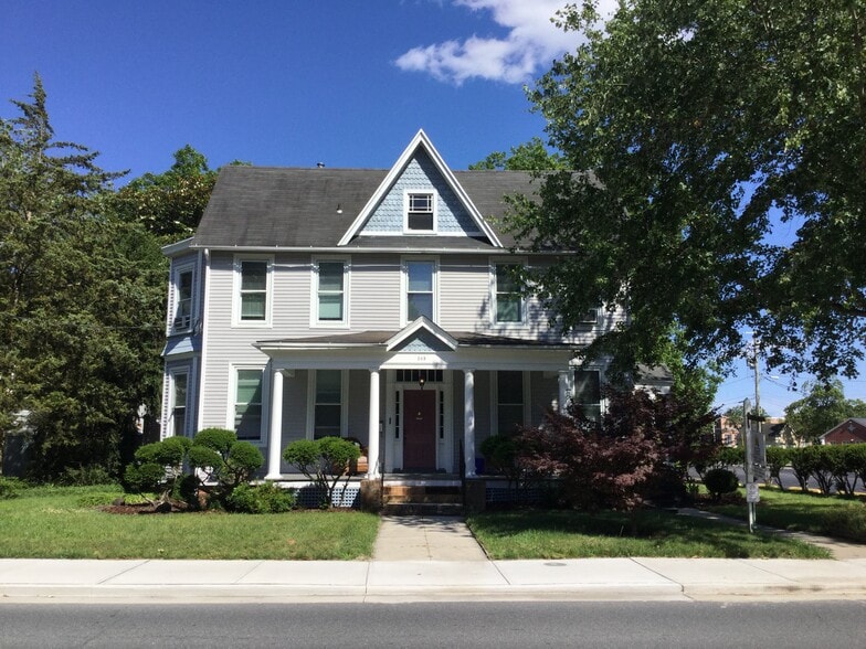 More Photos Of 305 N Division St, Salisbury Office Residential For Lease