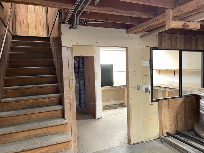 More Photos Of 33733 King Rd, Abbotsford Industrial For Sale