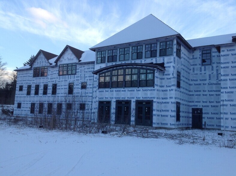 More Photos Of 101 Nanak Way, Killington Hotel For Sale