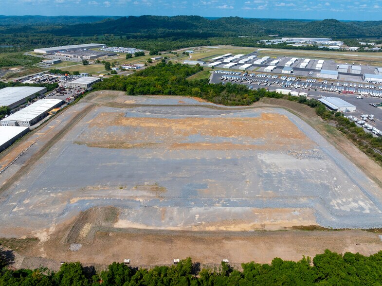 More Photos Of 7021 Westbelt Dr, Nashville Warehouse For Lease