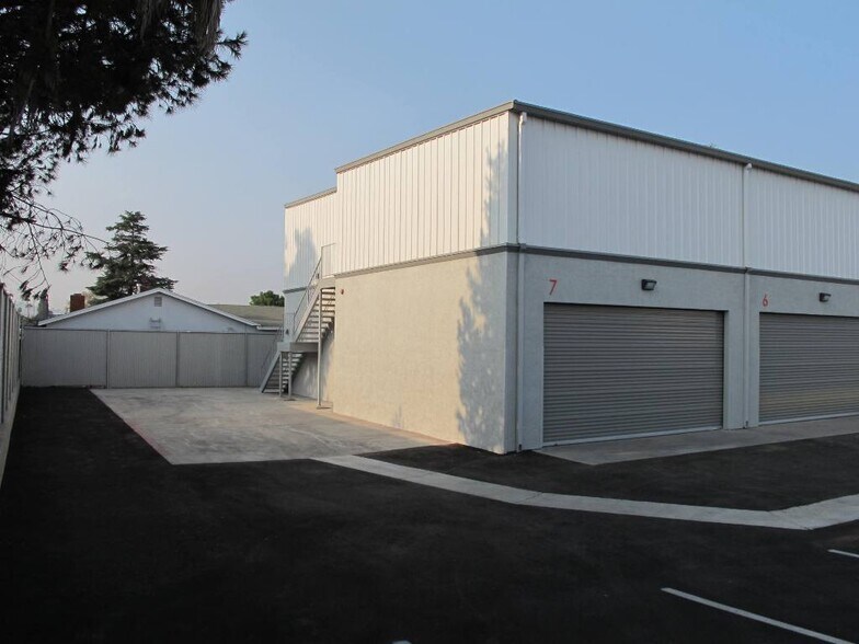 More Photos Of 1235 Pierre Way, El Cajon Light Manufacturing For Lease