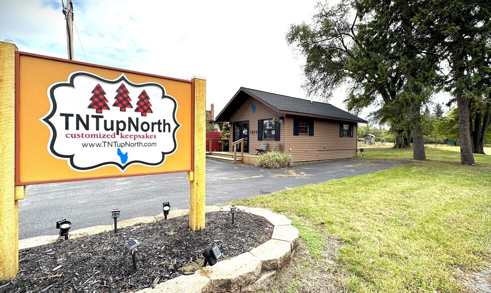 More Photos Of 1511 Hubert Rd, Hubbard Lake Flex For Sale