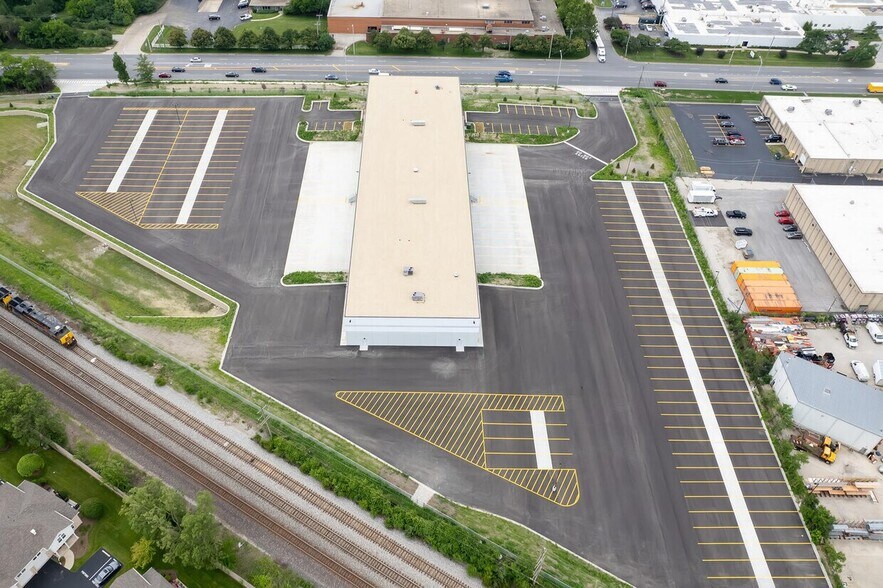 Primary Photo Of 3600 W 127th St, Alsip Truck Terminal For Lease