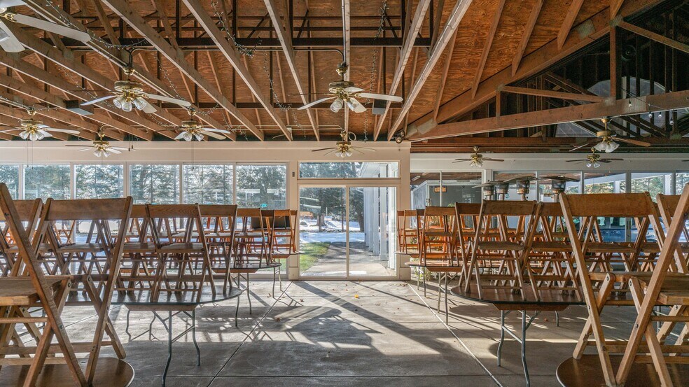 More Photos Of 271 Columbia Ave, Depew Lodge Meeting Hall For Sale