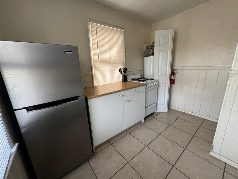 More Photos Of 5113 N Central Ave, Tampa Apartments For Sale