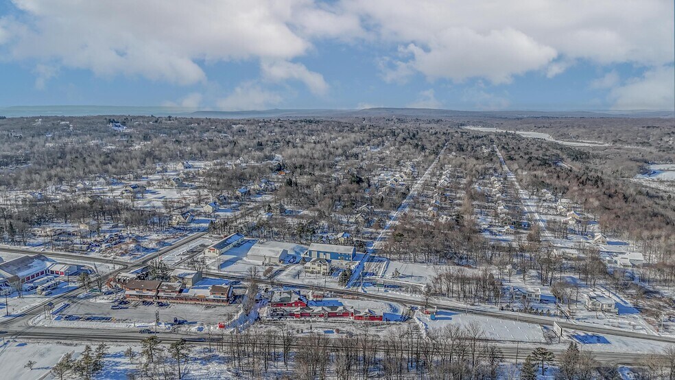 More Photos Of 3827 PA-115, Blakeslee Restaurant For Sale