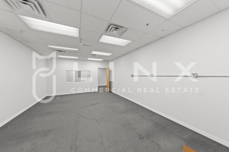 More Photos Of 459 N Old Highway 91, Hurricane Warehouse For Lease