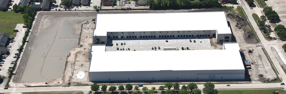 More Photos Of Harvest Time Ln & Imperial Valley Dr, Houston Unknown For Lease