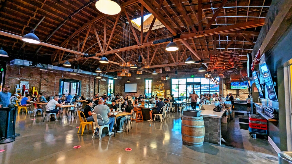 More Photos Of 905 E Arrow Hwy, Glendora Freestanding For Sale