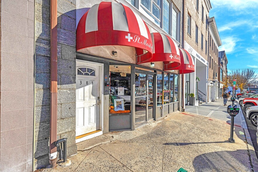 More Photos Of 383 Greenwich Ave, Greenwich Apartments For Lease