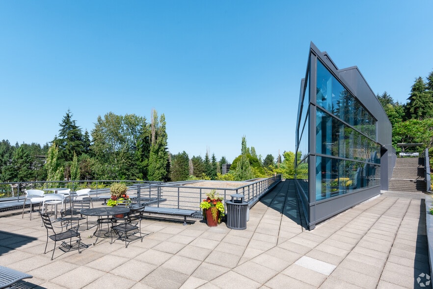 More Photos Of 3600 136th Pl SE, Bellevue Coworking Space