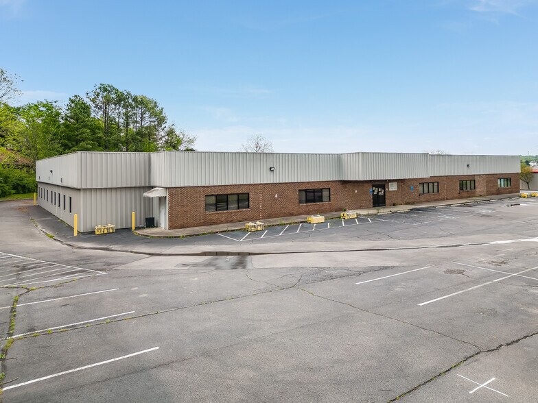 More Photos Of 950 Starvue Dr NW, Cleveland Office For Sale
