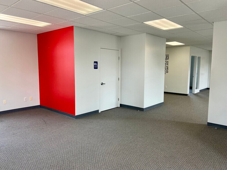 More Photos Of 4824-4836 Frank Ave NW, Canton Office For Lease
